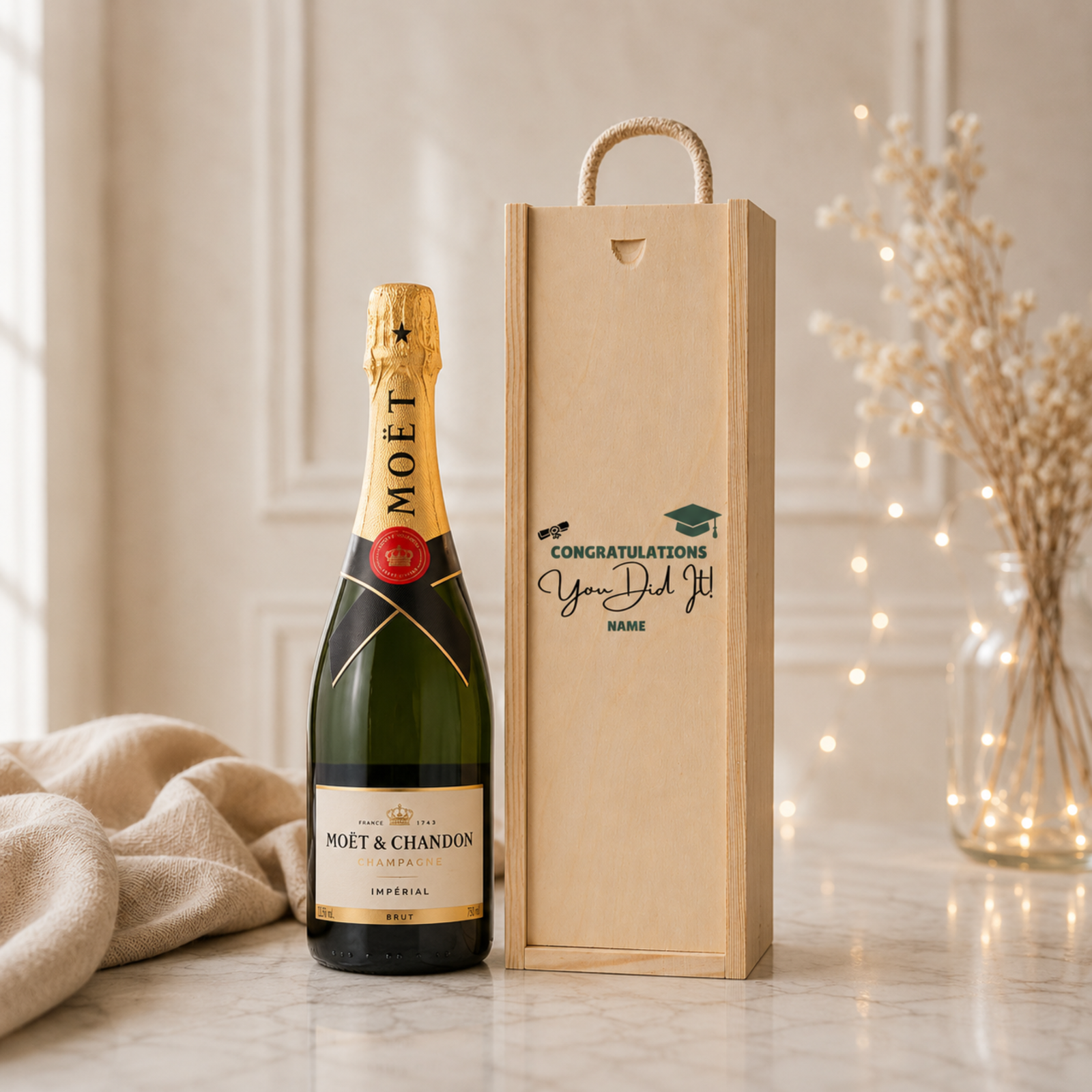 Personalised Graduation Champagne or Prosecco Gift Set – Premium Sparkling Wine with Personalised Lid