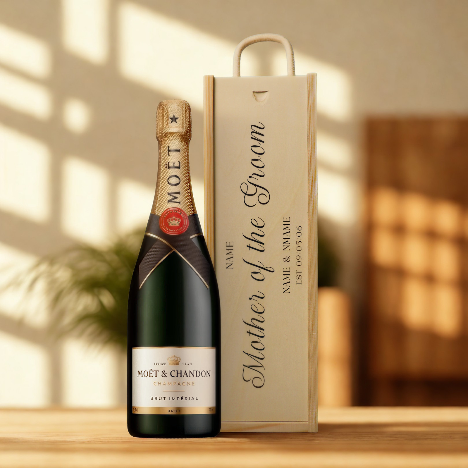 Personalised Mother of the Groom Champagne & Sparkling Gift Set with Wooden Presentation Box