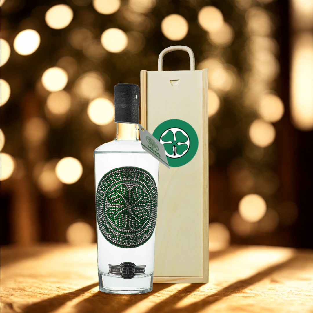 Glasgow Celtic Football Vodka in Personalised Presentation Box (70cl) - 37.5% ABV