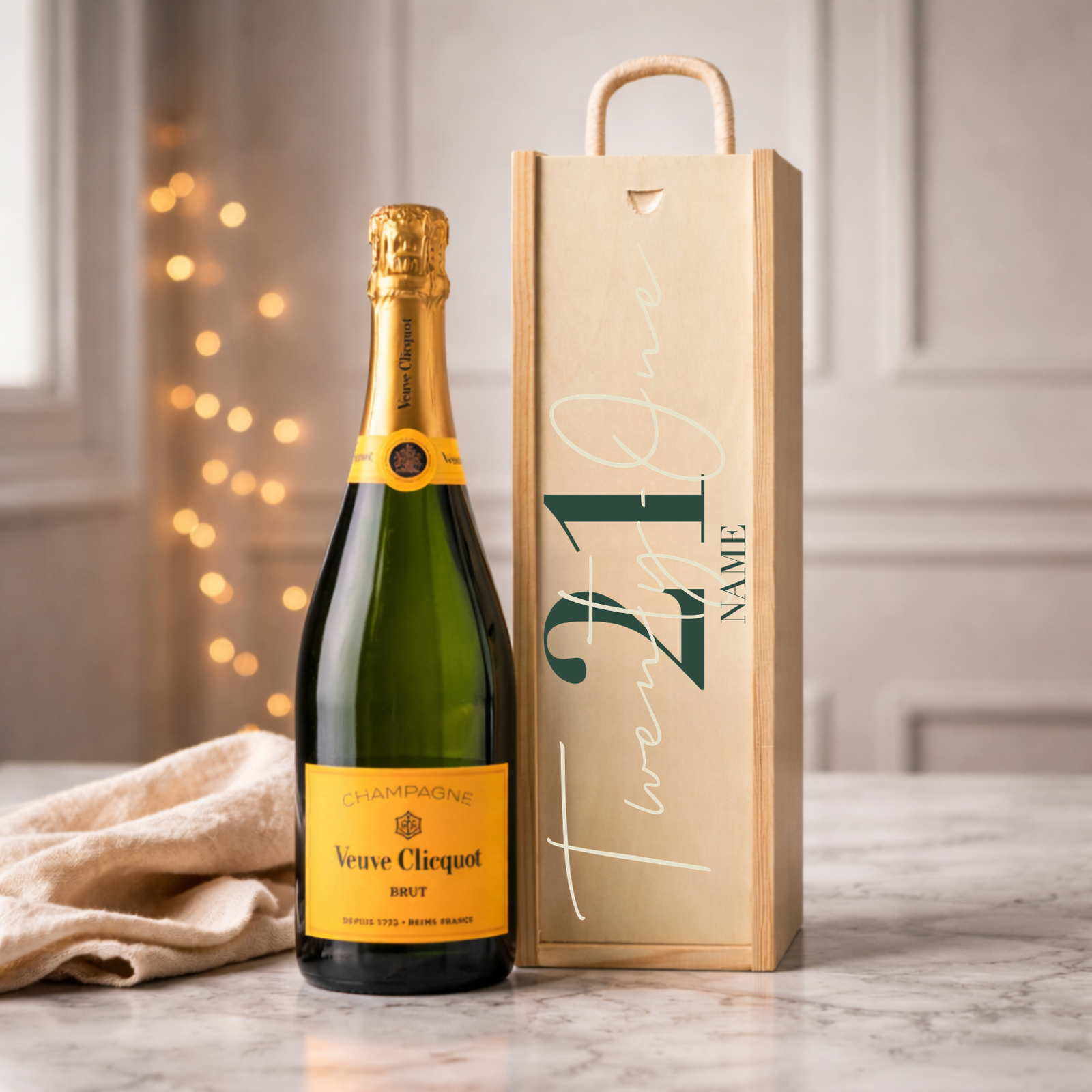 Personalised 21st Birthday Champagne Gift Set – 75cl Luxury Champagne with Personalised Lid