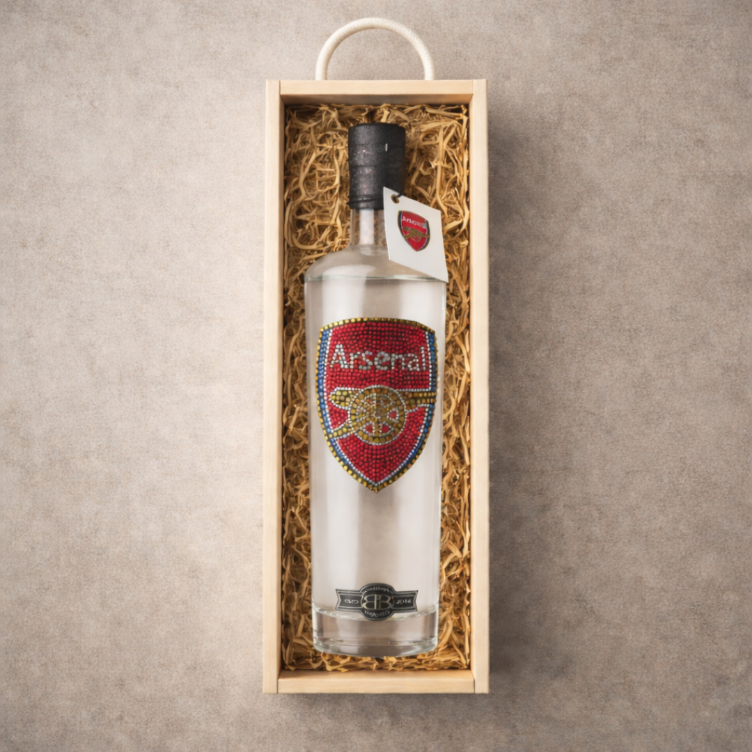 Arsenal Football Vodka in Personalised Presentation Box (70cl) - 37.5% ABV