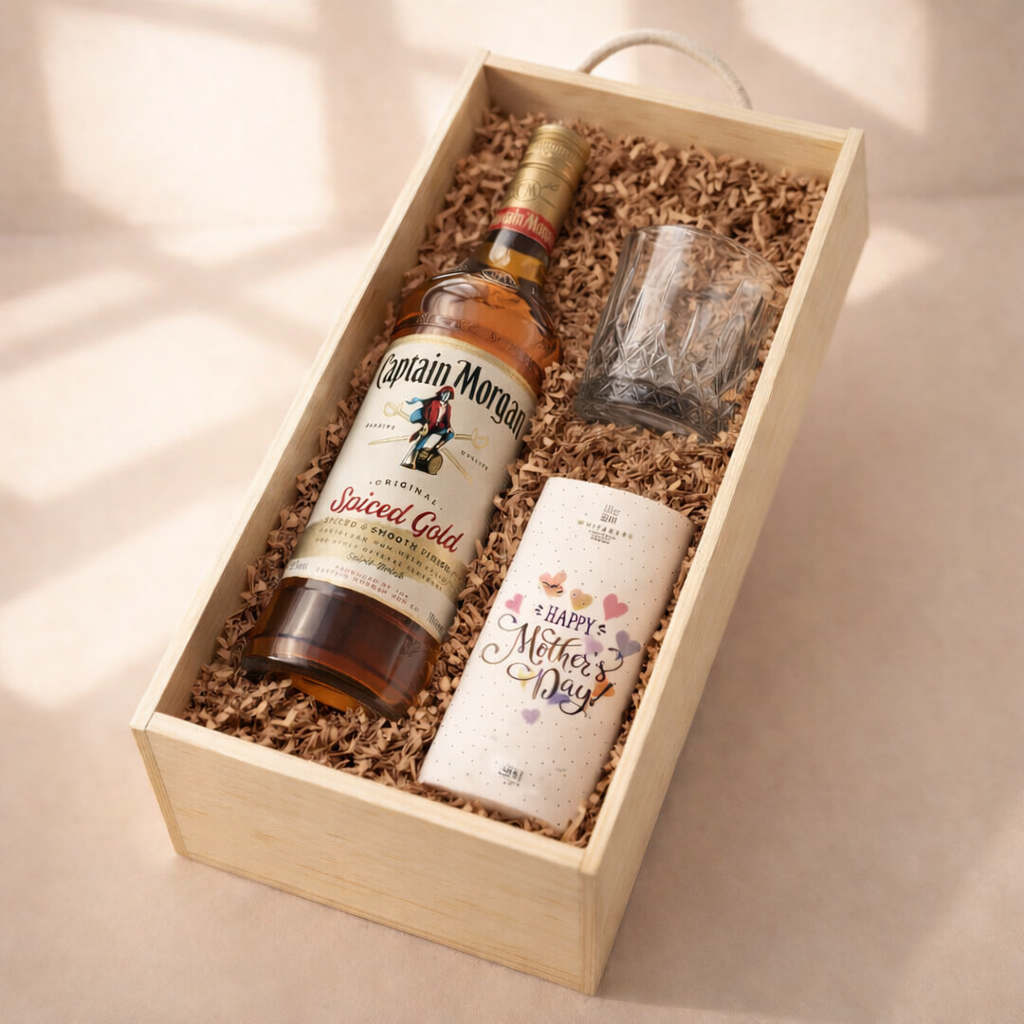 Mother’s Day Captain Morgan Spiced Rum Gift Set (70cl) with Glass & Chocolate – Luxury Mother’s Day Gift for Mum UK