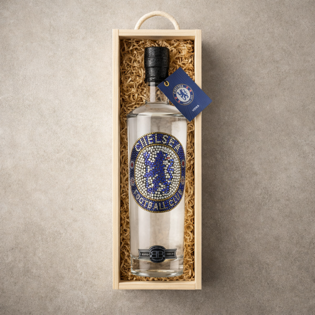 Chelsea Football Vodka in Personalised Presentation Box (70cl) - 37.5% ABV