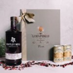 Personalised Whitley Neill Rhubarb & Ginger Gift Set in Embossed Rose Gold Box 70cl - 43% ABV | Beerhunter