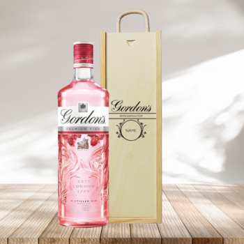 Personalised Wooden Gift Box with Gordon’s Pink Gin | Beerhunter